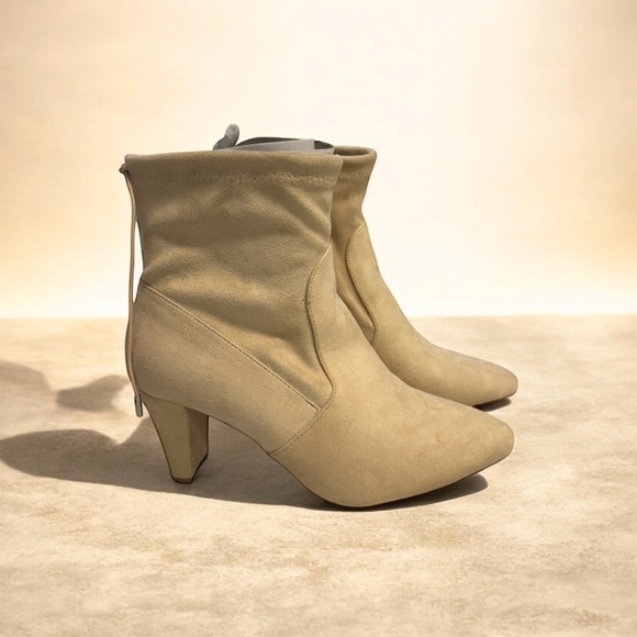 comfortview Shoes - Comfort Embry View Bone Color Elegant Beige Ankle Boots  10.5W